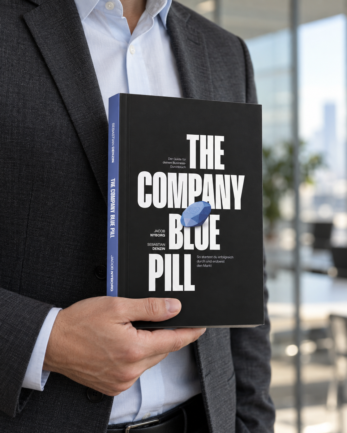 Company Blue Pill Buch in der Hand
